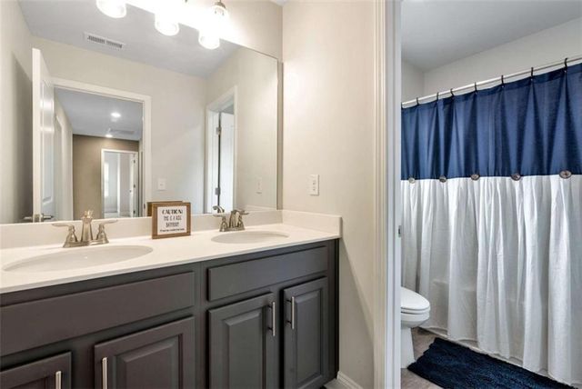 447 Brooks Village Drive, Pendergrass, GA 30567