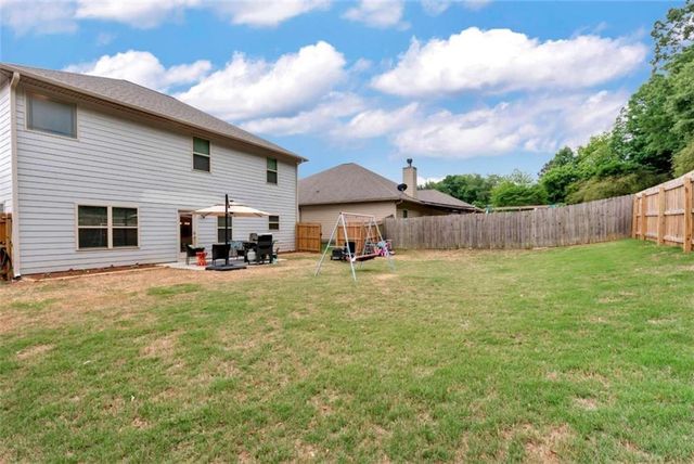 447 Brooks Village Drive, Pendergrass, GA 30567