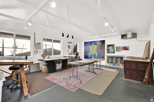 943 S MCCLELLAND ST, Salt Lake City, UT 84105