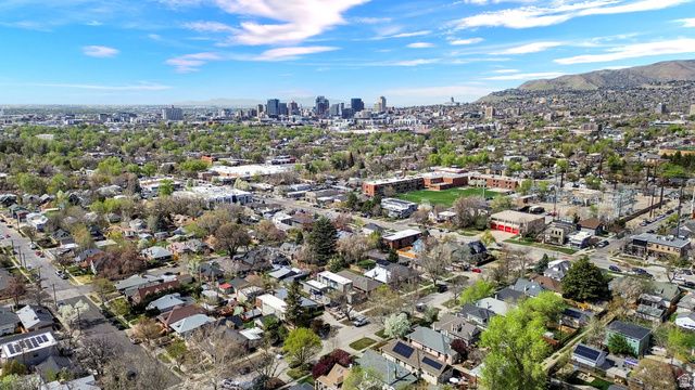 943 S MCCLELLAND ST, Salt Lake City, UT 84105
