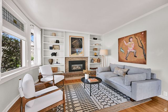 943 S MCCLELLAND ST, Salt Lake City, UT 84105