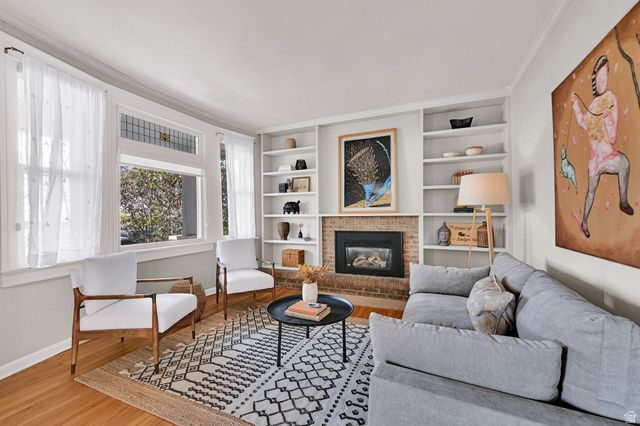 943 S MCCLELLAND ST, Salt Lake City, UT 84105