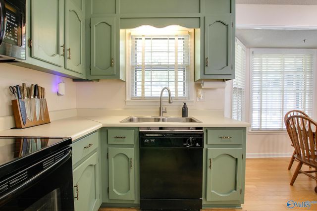 1612 Wilshire Avenue, Decatur, AL 35603