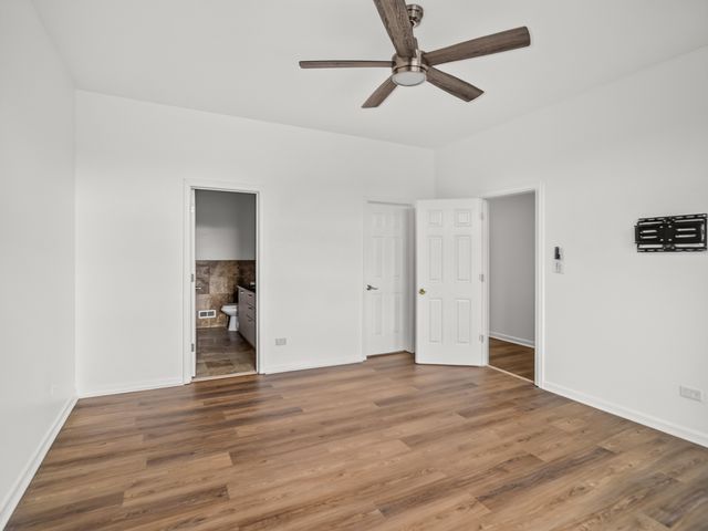 4322 S Berkeley Avenue 2, Chicago, IL 60653