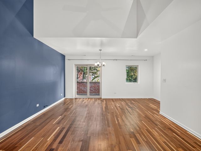 4322 S Berkeley Avenue 2, Chicago, IL 60653