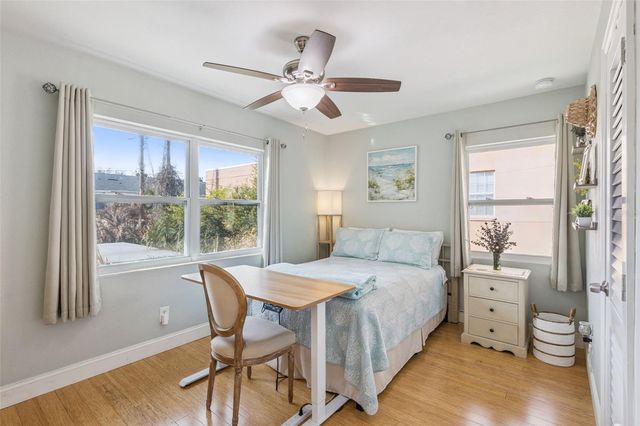 124 E HARDING STREET, Orlando, FL 32806