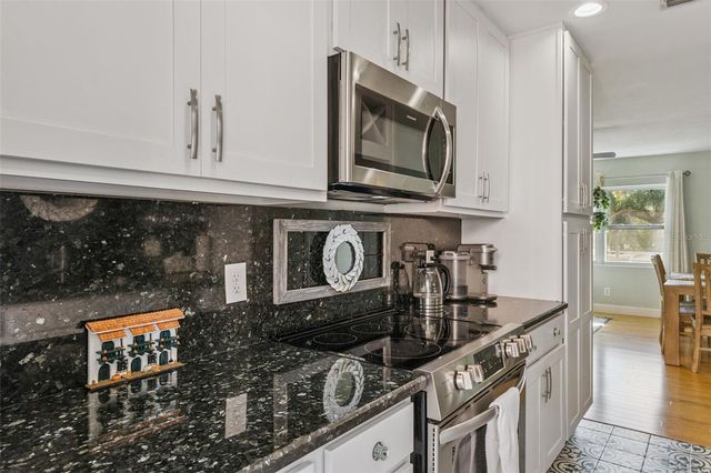 124 E HARDING STREET, Orlando, FL 32806