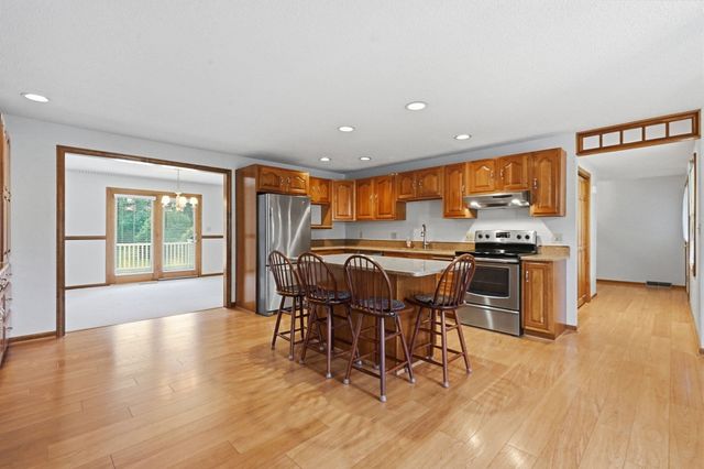 31 Deborah Lane, Westfield, MA 01085