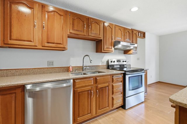 31 Deborah Lane, Westfield, MA 01085
