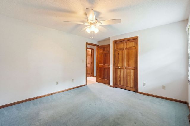 31 Deborah Lane, Westfield, MA 01085