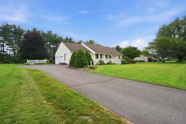 31 Deborah Lane, Westfield, MA 01085