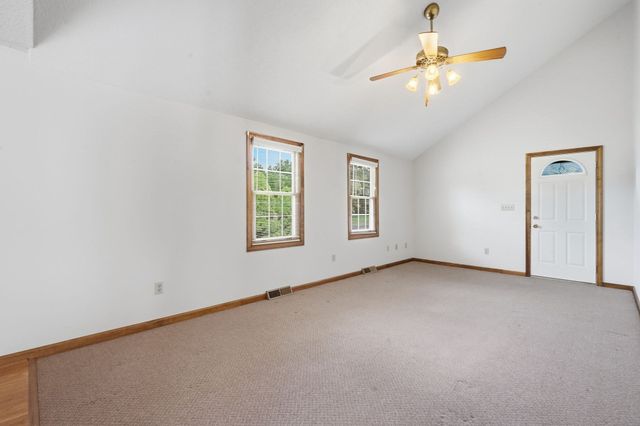 31 Deborah Lane, Westfield, MA 01085