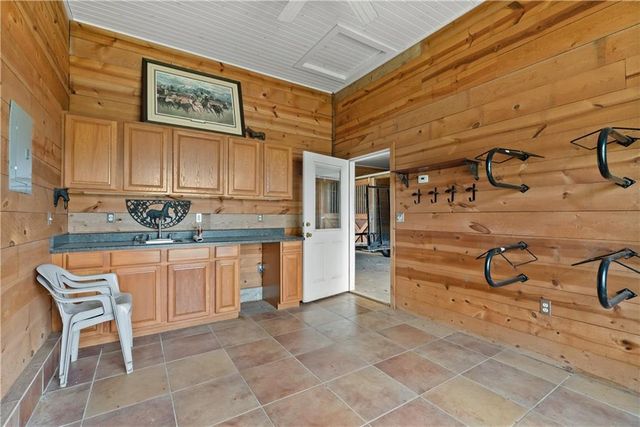 13801 S Pebblebrook Lane, Greenwood, MO 64034
