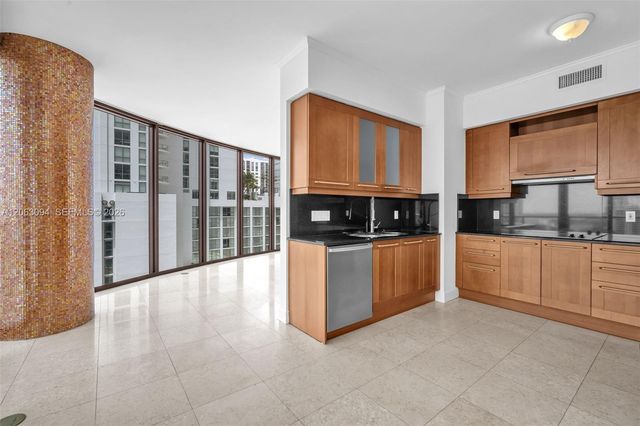 333 Las Olas Way 1602, Fort Lauderdale, FL 33301