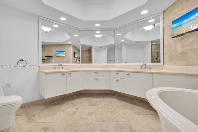 333 Las Olas Way 1602, Fort Lauderdale, FL 33301