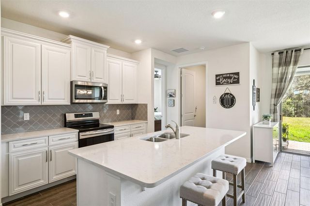 17750 BLAZING STAR CIRCLE, Clermont, FL 34714