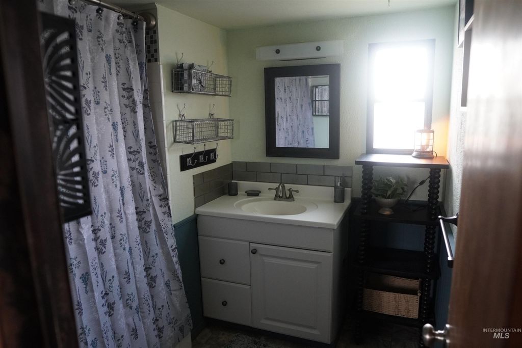 489 SE 2nd Ave 35, Ontario, OR 97914 photo 10