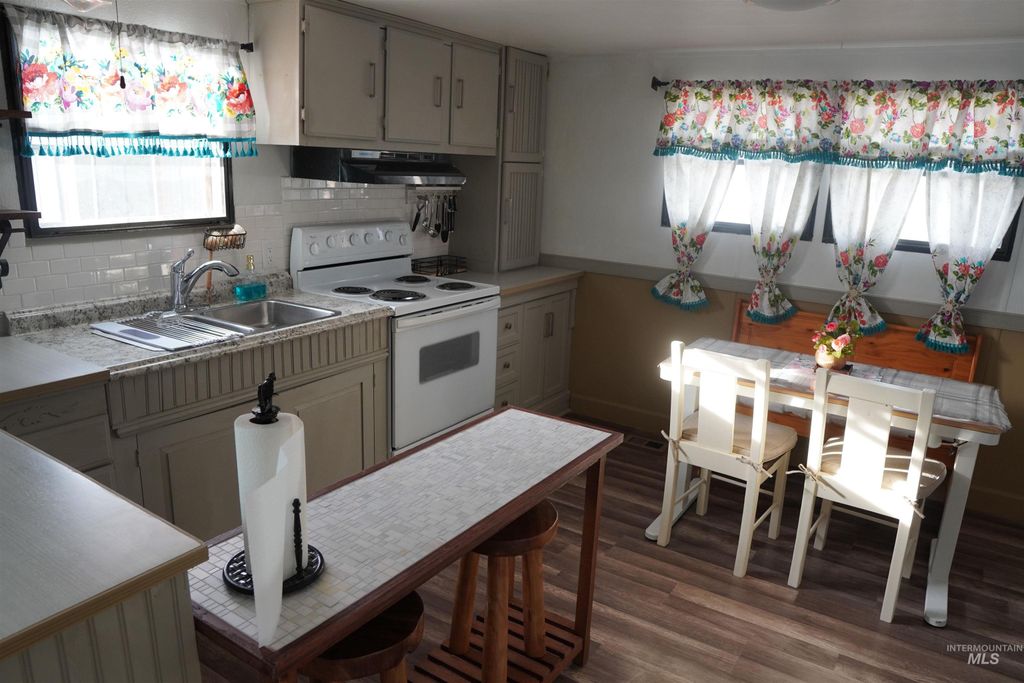 489 SE 2nd Ave 35, Ontario, OR 97914 photo 5