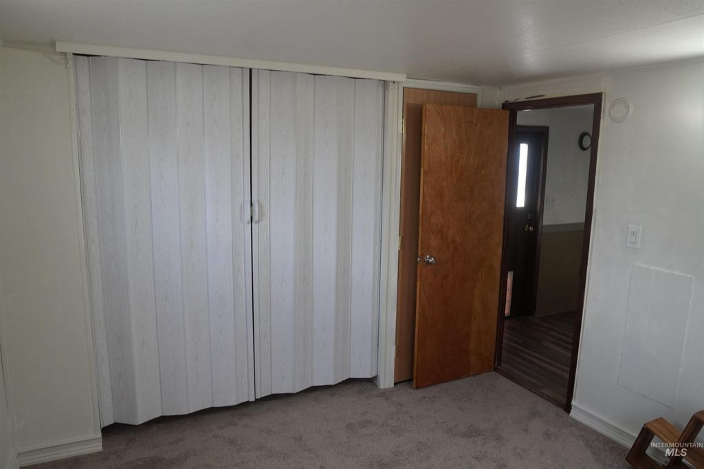 489 SE 2nd Ave 35, Ontario, OR 97914 photo 9