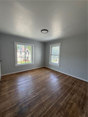 77 Locust Street, Rochester, NY 14613