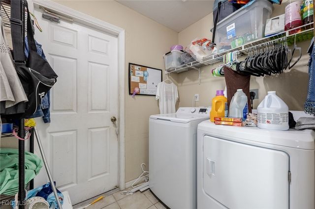 2022 NW 9th TER, Cape Coral, FL 33993