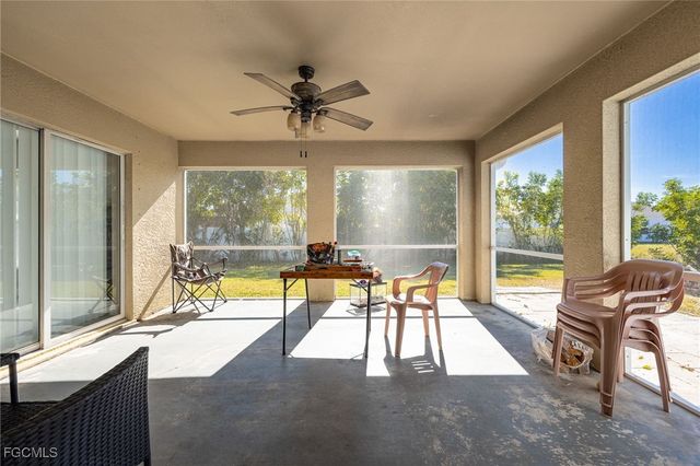 2022 NW 9th TER, Cape Coral, FL 33993