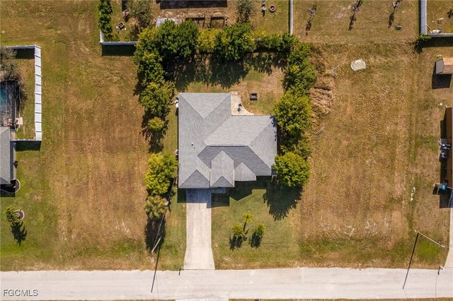 2022 NW 9th TER, Cape Coral, FL 33993