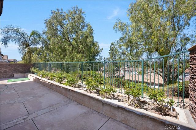 8865 E Wiley Way, Anaheim Hills, CA 92808