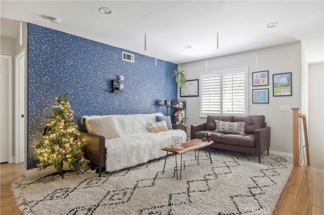 8865 E Wiley Way, Anaheim Hills, CA 92808