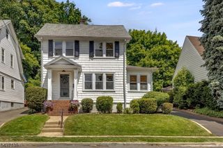 9 Amherst Ct, Maplewood Twp., NJ 07040
