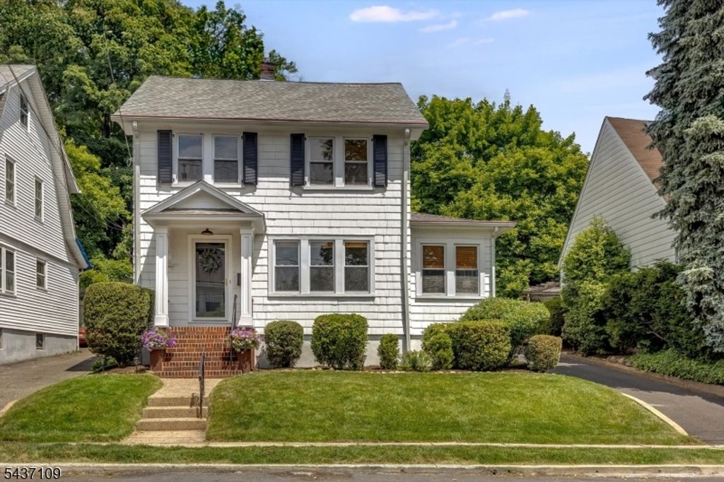9 Amherst Ct, Maplewood Twp., NJ 07040