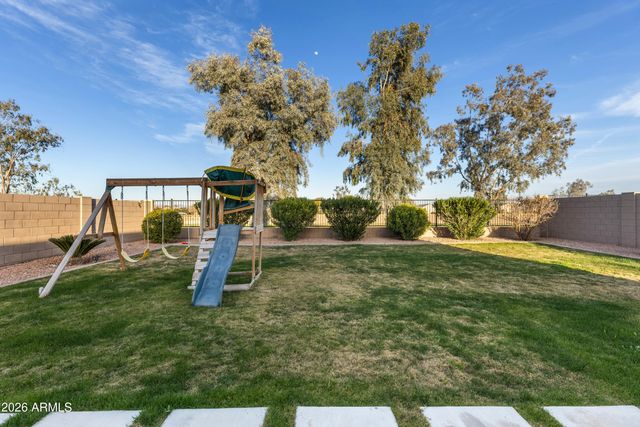 30591 N GUNDERSON Drive, San Tan Valley, AZ 85143