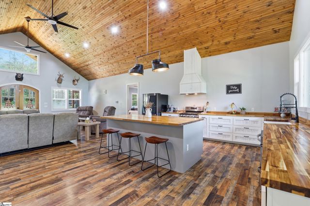 145 Night Sky Drive, Pickens, SC 29671