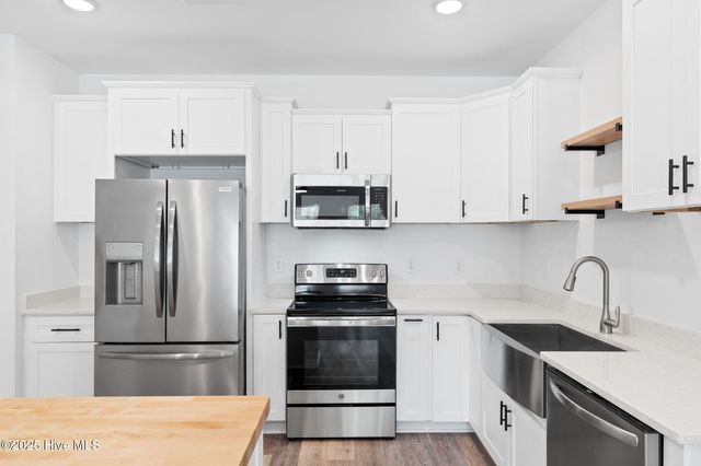 178 Wildwood Street NW, Shallotte, NC 28470