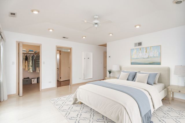 4621 N Anthon Avenue, Chicago, IL 60656