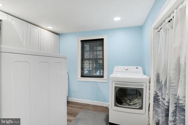 745 OLD TRAIL RD, Etters, PA 17319