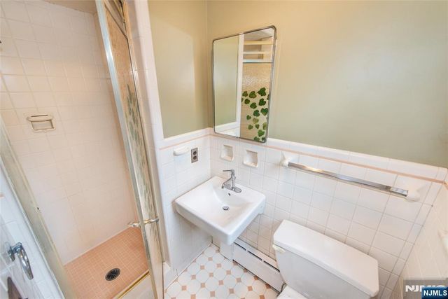 68 Bentley Road, Cedar Grove, NJ 07009