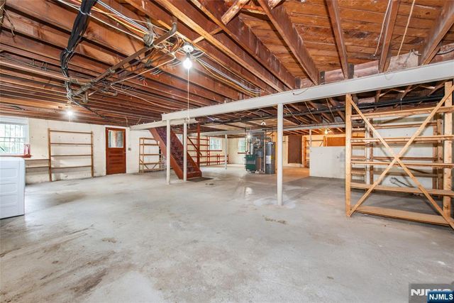 68 Bentley Road, Cedar Grove, NJ 07009