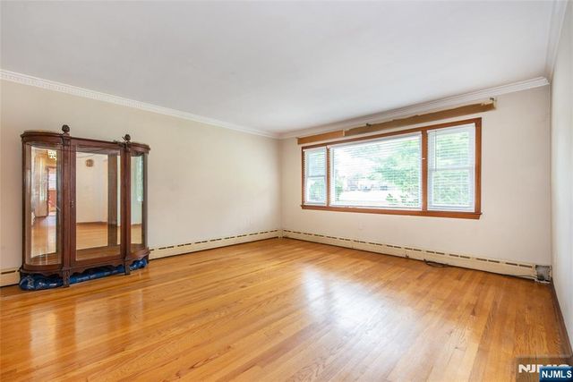 68 Bentley Road, Cedar Grove, NJ 07009