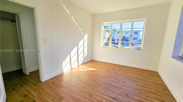 660 84th St 39, Miami Beach, FL 33141