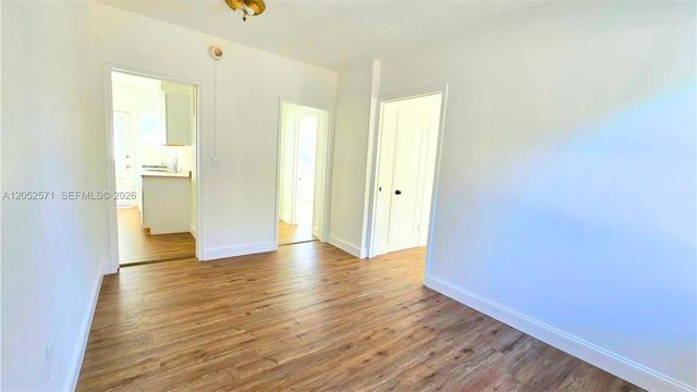 660 84th St 39, Miami Beach, FL 33141