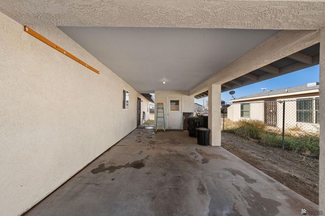 29409 E San Jose Ave, Yuma, AZ 85356