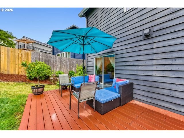 7502 Sw APPLEGATE Dr, Beaverton, OR 97007