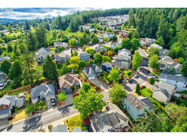 7502 Sw APPLEGATE Dr, Beaverton, OR 97007