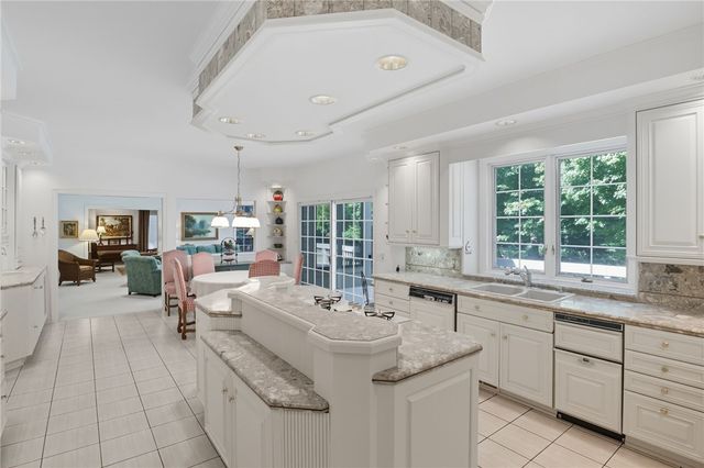 8054 Barony Woods, Victor, NY 14534