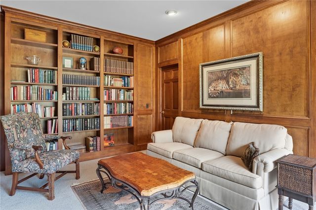 8054 Barony Woods, Victor, NY 14534