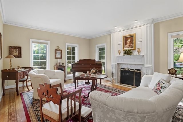 8054 Barony Woods, Victor, NY 14534