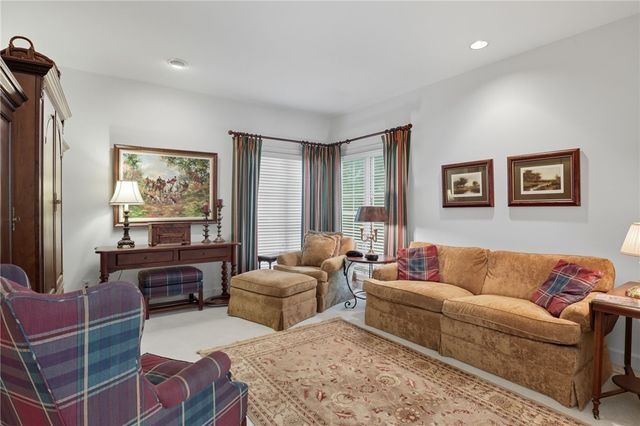 8054 Barony Woods, Victor, NY 14534