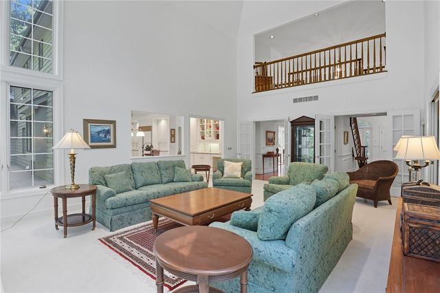 8054 Barony Woods, Victor, NY 14534