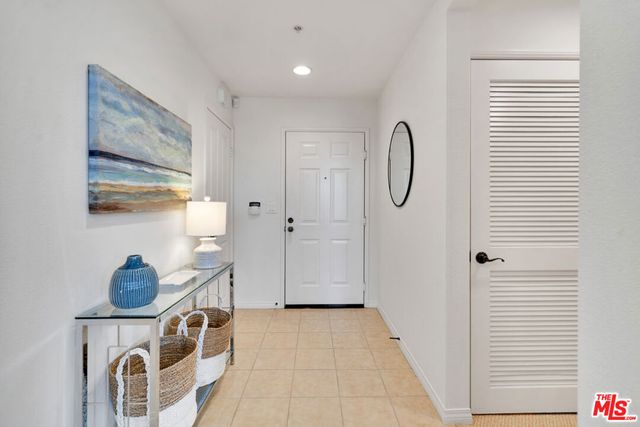 6020 Seabluff Drive 438, Playa Vista, CA 90094